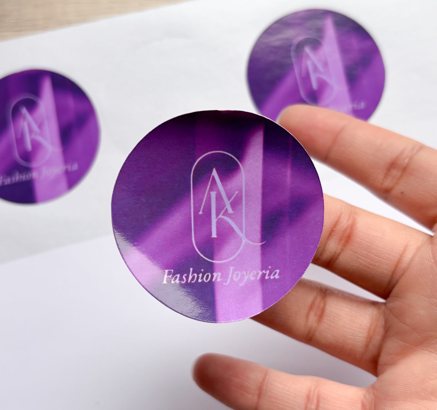 Stickers Troquelados, Redondos, Impresión personalizada, Acabado Brillante