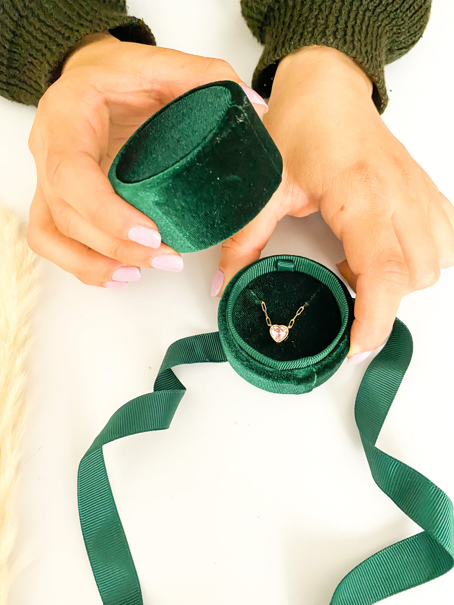 Caja Redonda para Joyeria, Caja para Regalo, Espacio para Anillos, Espacio para Cadenas