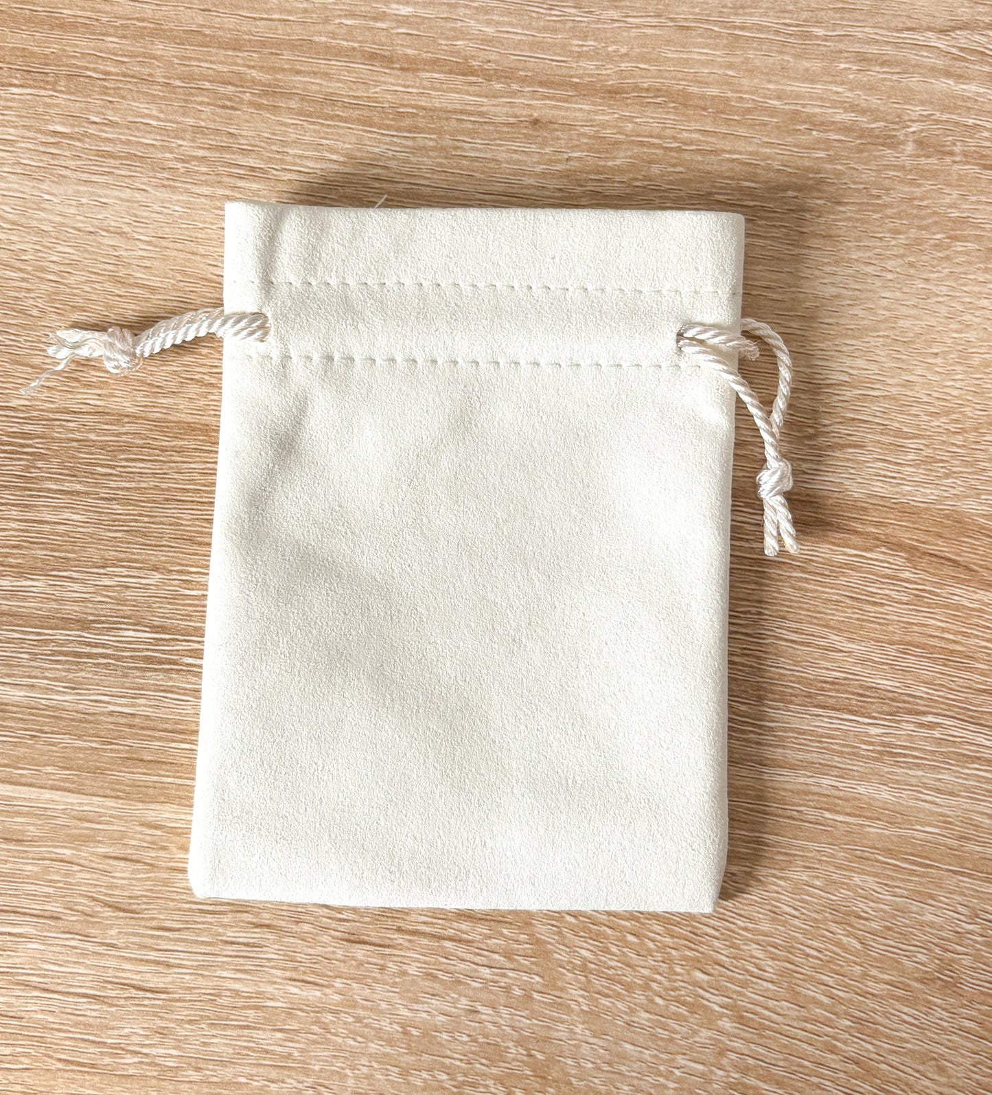 Bolsas Tipo Costalito Microfibra 8.5x11cm, Joyería o Accesorios, PRECIO DE CIENTO Q6.70