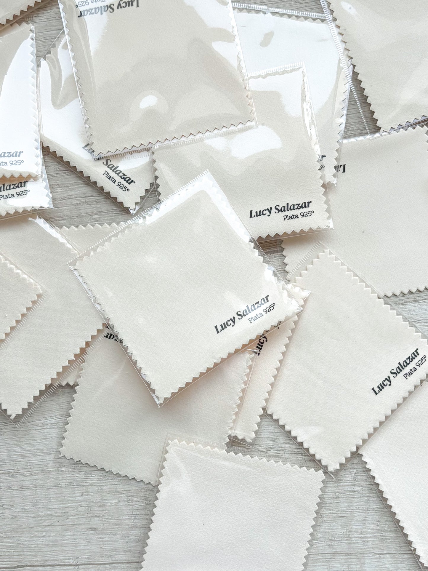 Paños Limpia Joyas, Personalizados, 8x8 cm, Precio por ciento Q2.80