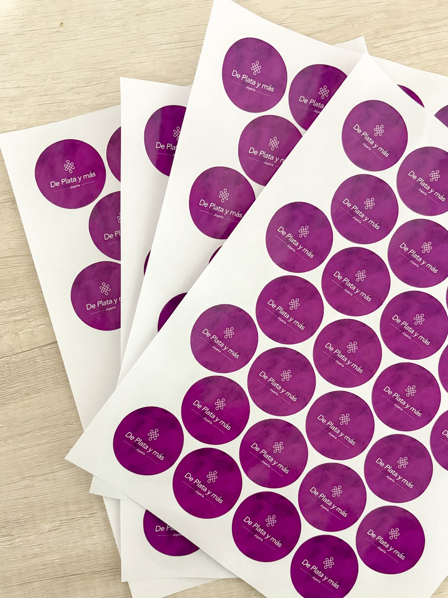 Stickers Troquelados, Redondos, Impresión personalizada, Acabado Brillante