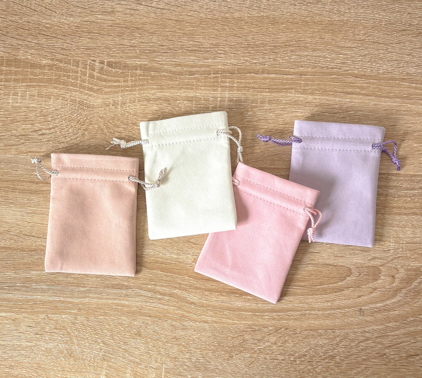 Bolsas Tipo Costalito Microfibra 8.5x11cm, Joyería o Accesorios, PRECIO DE CIENTO Q6.70