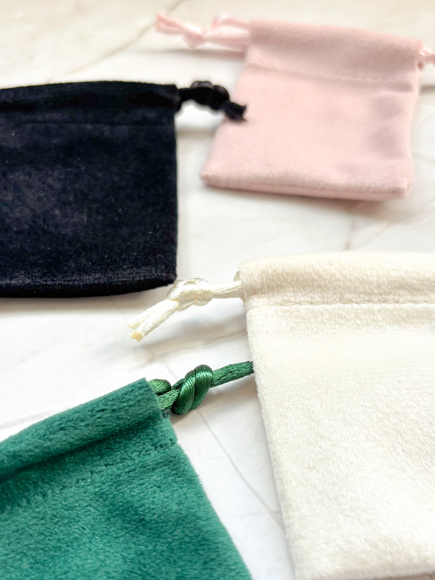 Bolsas Tipo Costalito 5x7cm, Joyería o Accesorios, PRECIO DE CIENTO Q4.30